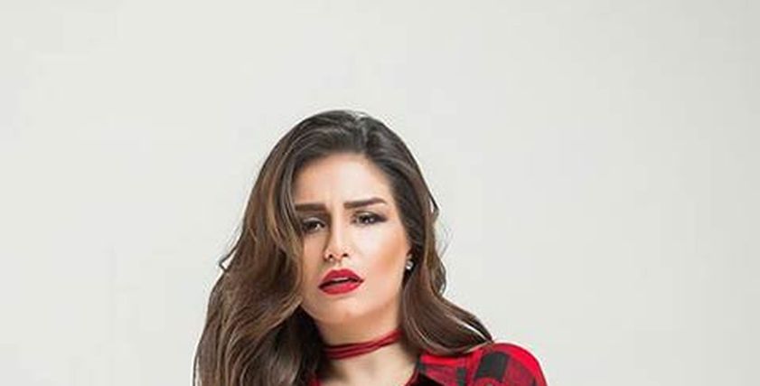 منة فضالي