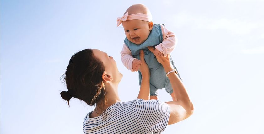 تربية الأم للأبناء بدون أب