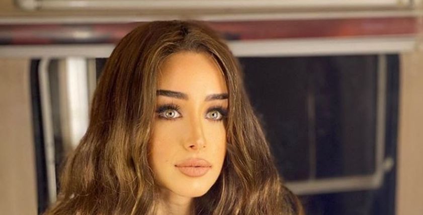 هنا الزاهد
