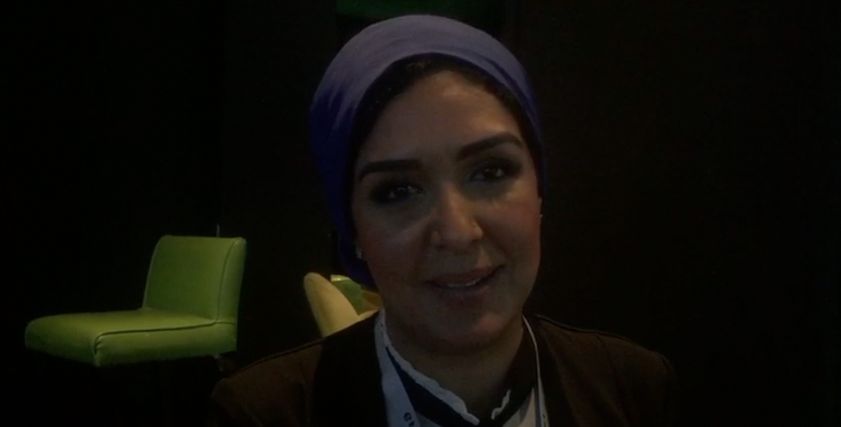 والدة زين