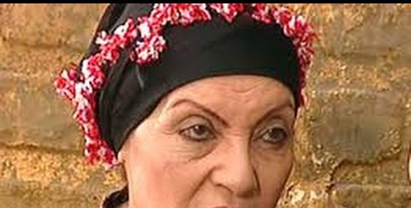 الفنانة رجاء حسين