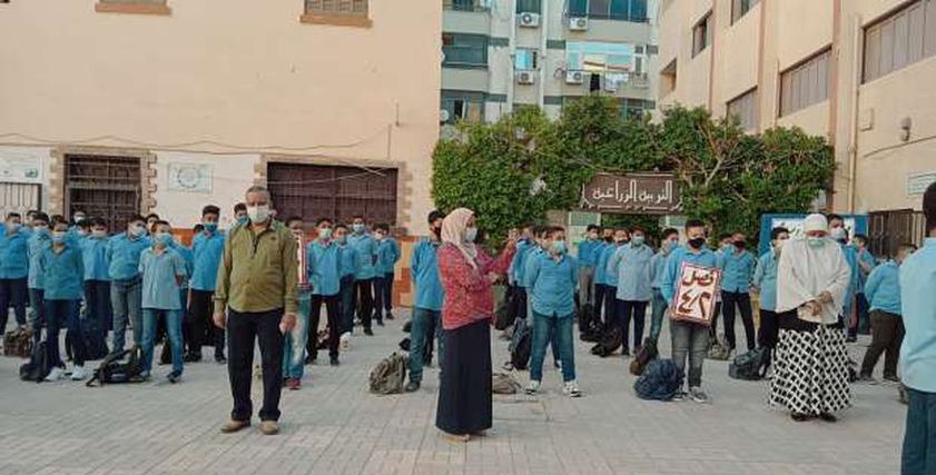 كيف نحمى الطلاب من انتقال عدوى كورونا في طابور الصباح