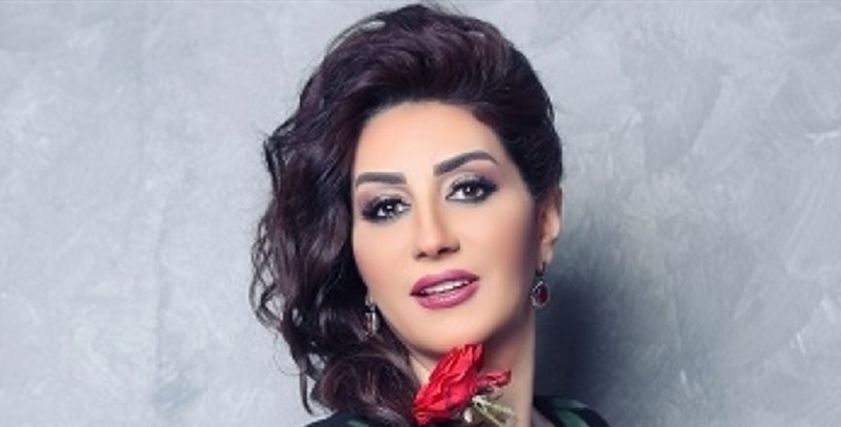 وفاء عامر