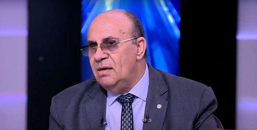 الدكتور مبروك عطية