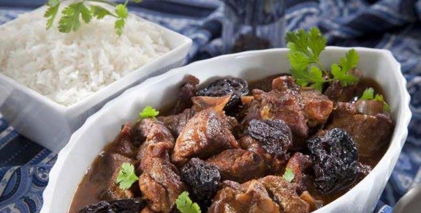 لحمة بالقراصيا
