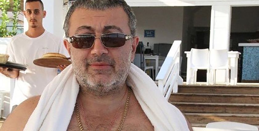 قيام 3 أشقاء بقتل والدهن