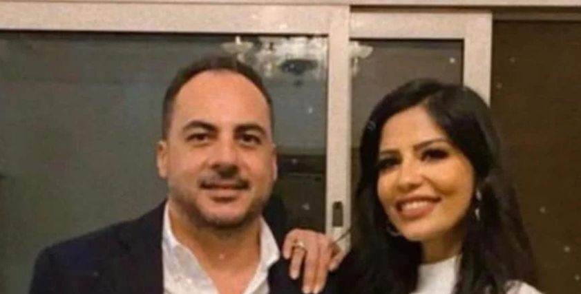 الفنانة أميرة هاني وخطيبها