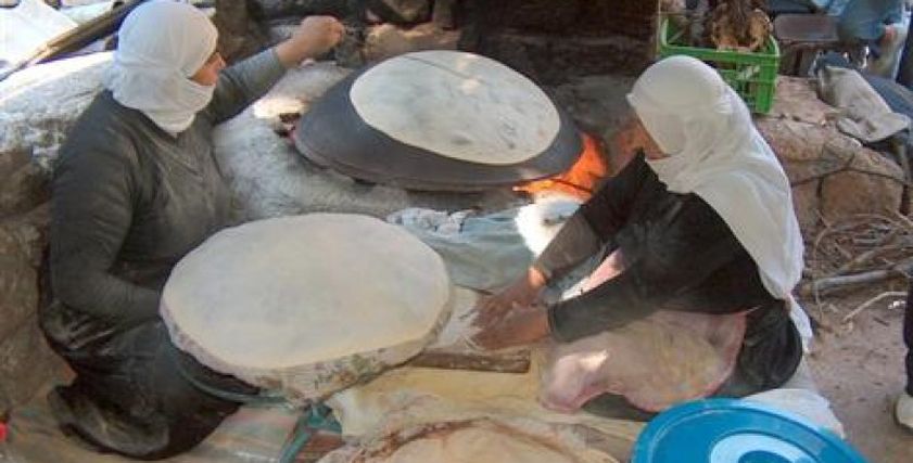 جدات مخيم جباليا