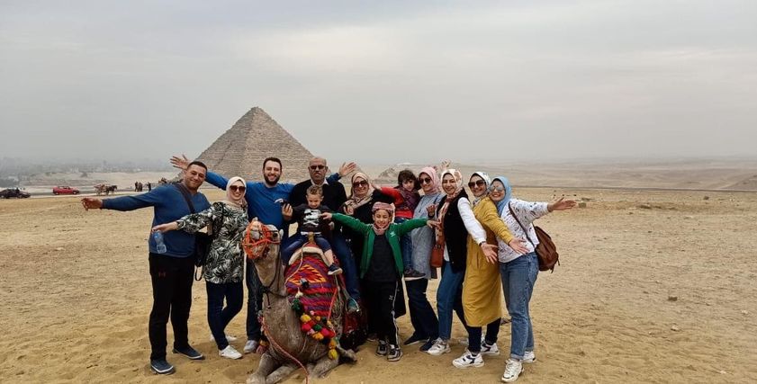 سلمى برفقة والدها الراحل وأسرتها