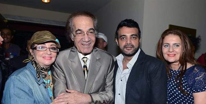 شهيرة زوجها الراحل الفنان محمود يس وأبنائهما