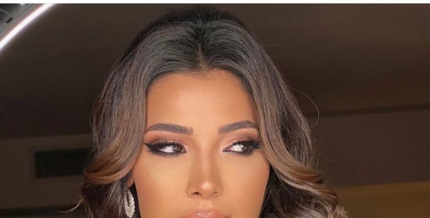 الفنانة مها نصار