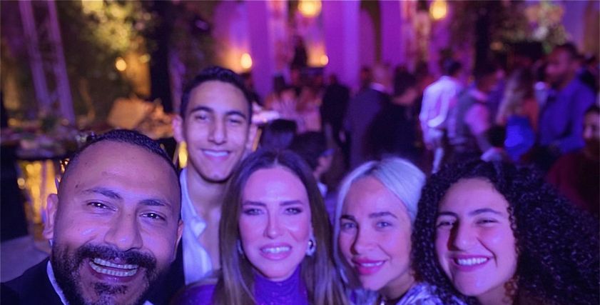 خطوبة مريم عامر منيب.. غناء ورقص وحضور خاص للأب