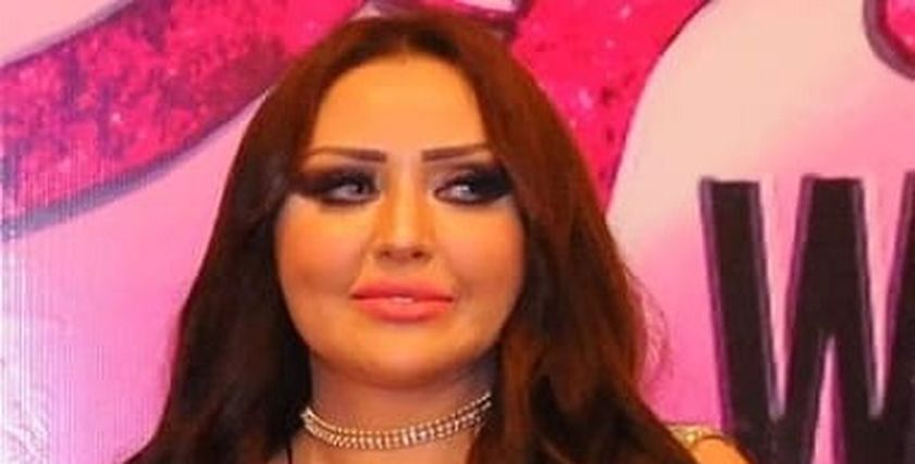 الراقصة المغربية منار