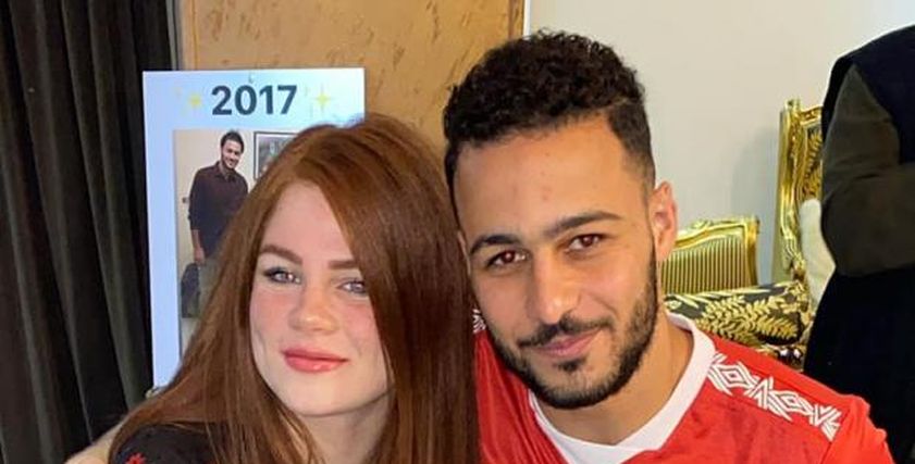 أحمد بيكهام وزوجته