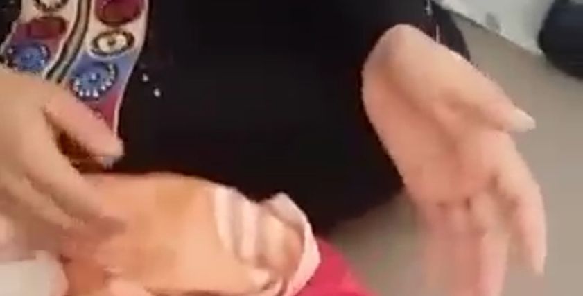 الطفلة مي