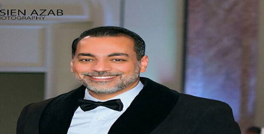 أيمن صقر