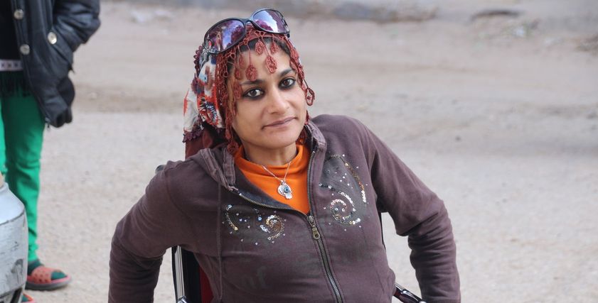 زيزي أول فتاة تحلم بمدرسة للقيادة لتعليم ذوي الاحتياجات الخاصة