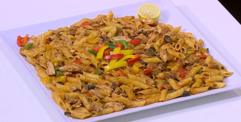 مكرونة بفاهيتا الدجاج