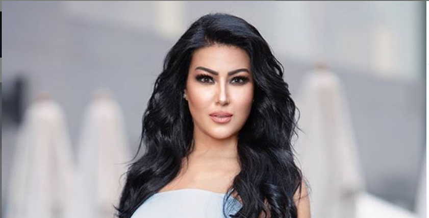 الفنانة سمية الخشاب