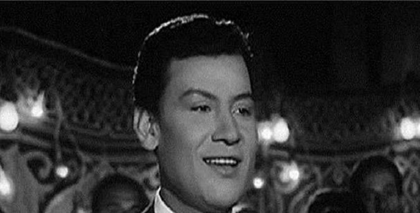 الفنان الراحل محمد رشدي