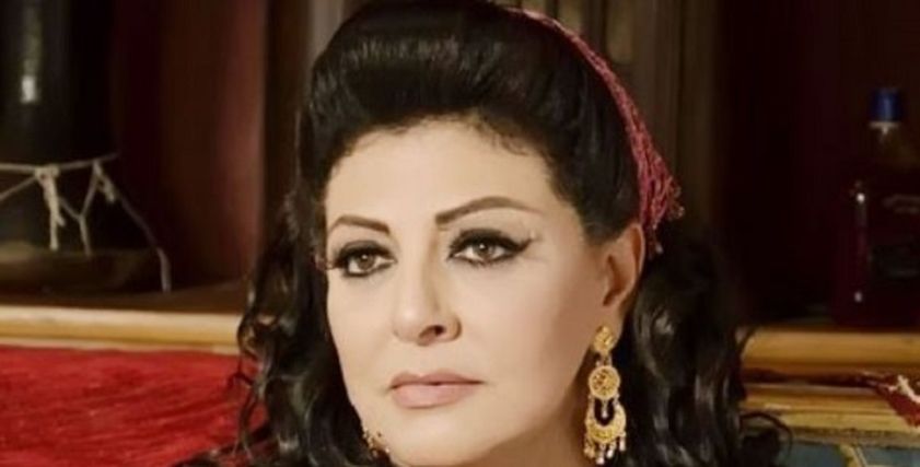 الفنانة هالة صدقي