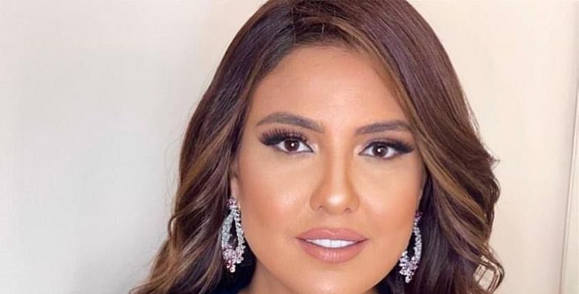 الفنانة مي كساب