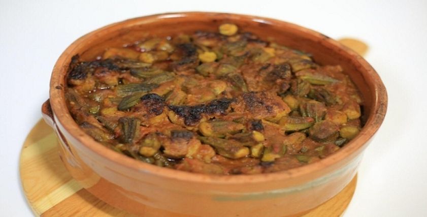 طاجن بامية باللحمة وطشة الثوم