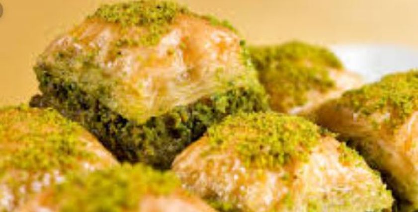 طريقة عمل البقلاوة
