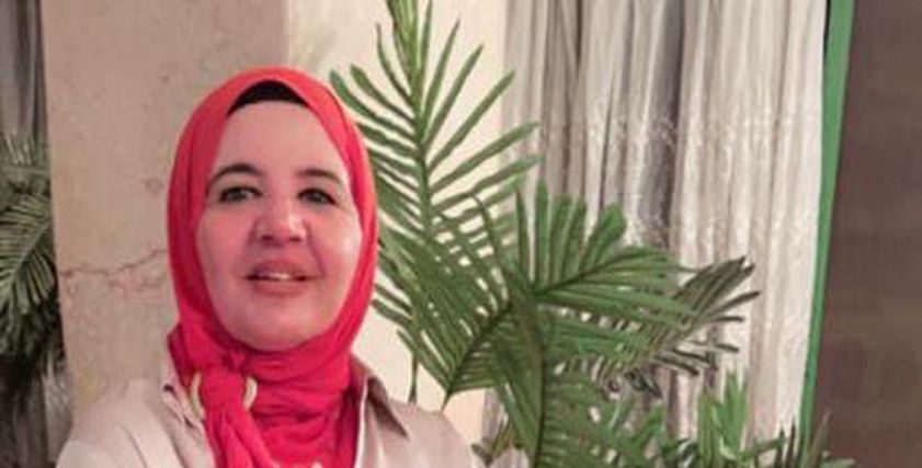 «حنان» تؤسس تطبيق لنقل الأطفال والسيدات