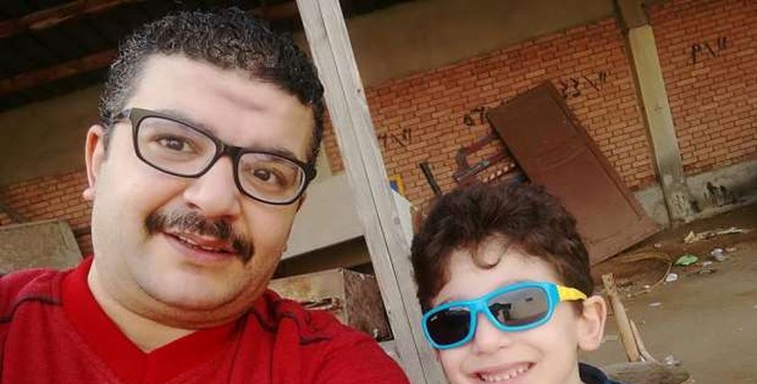 أدهم ووالده مسعد