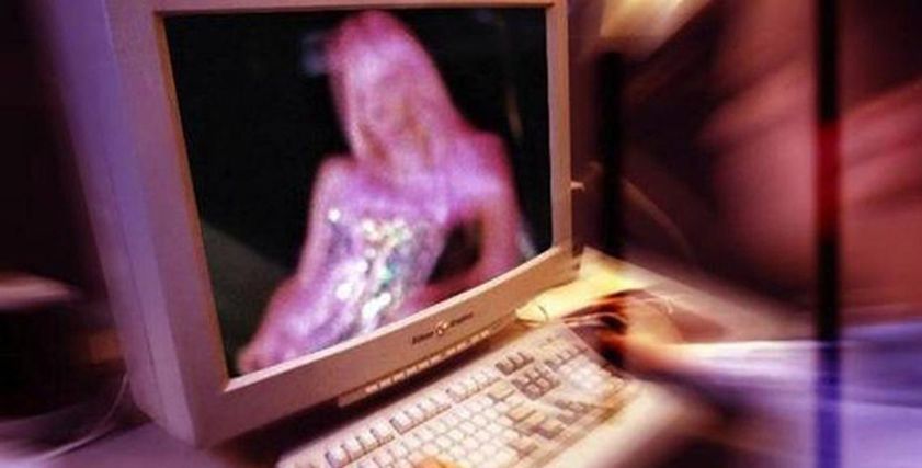 كيف تختلف الأفلام الإباحية عن الواقع؟