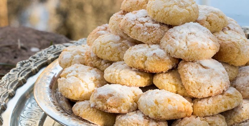 طبق غريبة لجوز الهند
