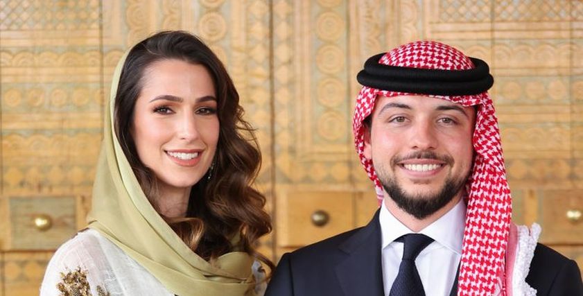خطوبة رجوة آل سيف وولي العهد الأردني