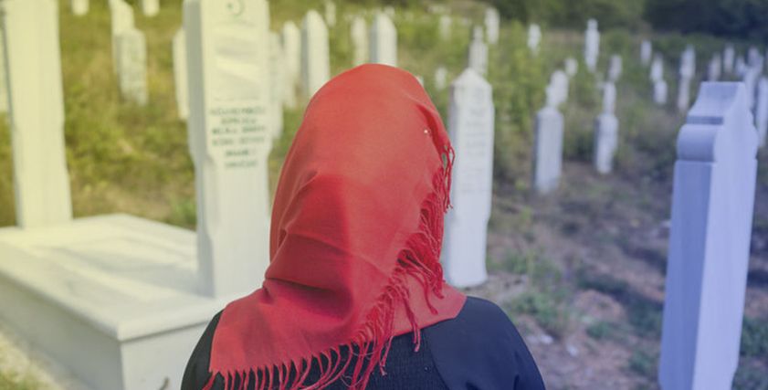 حكم زيارة القبور في العيد