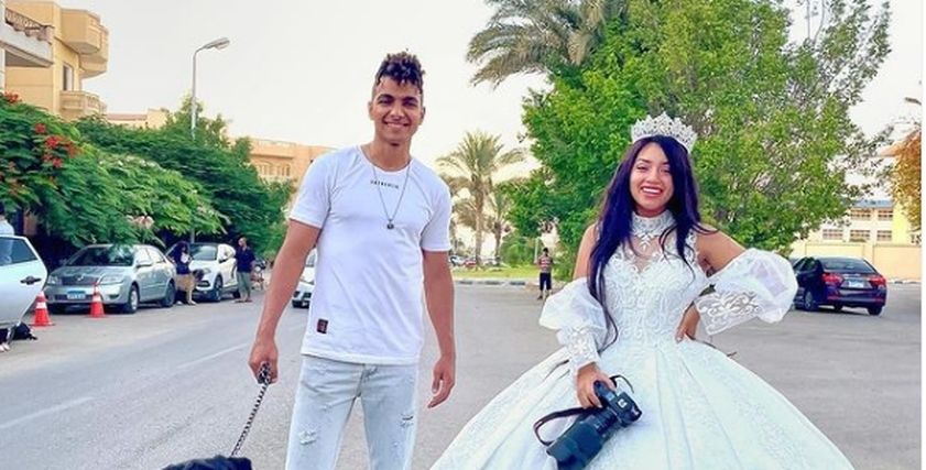 هبة مبروك والكلب