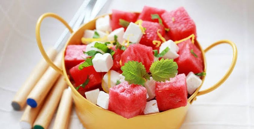 طبق سلطة بطيخ