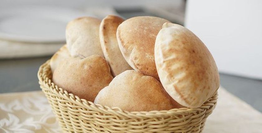 طريقة عمل الخبز العربي