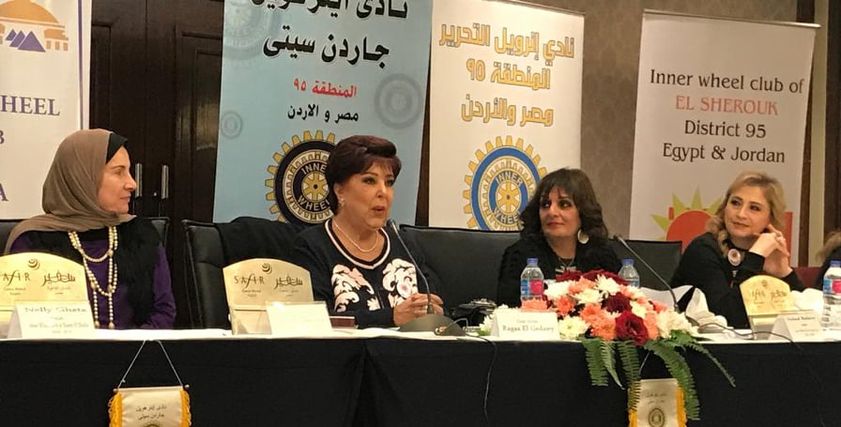 بالصور| رجاء الجداوي في ضيافة الأنرويل جاردن سيتي