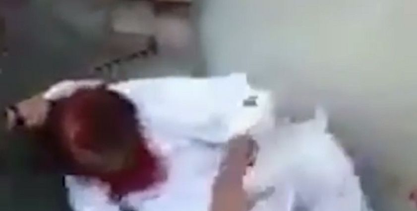 نساء تعاقب واعظا تحرش ببناتهن