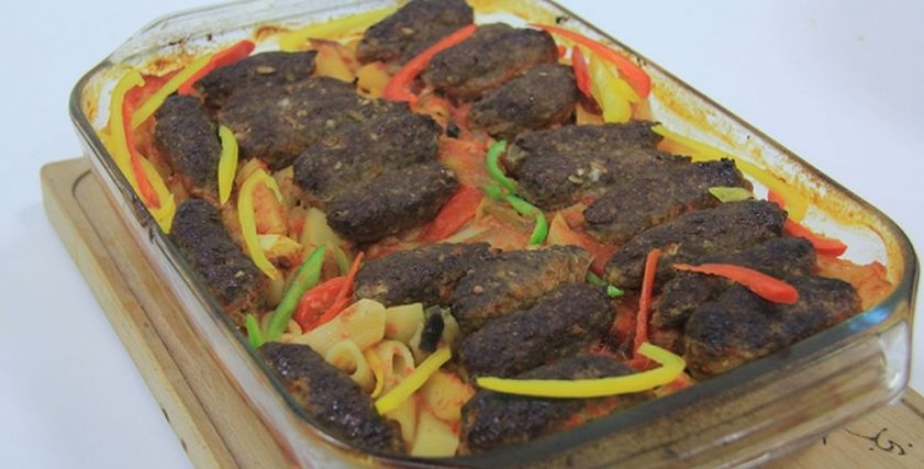 طريقة عمل مكرونة بالكفتة والخضار