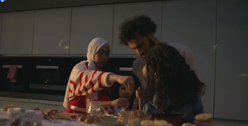 محمد صلاح وأسرته