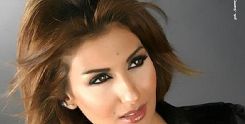 الفنانة السورية رويدا عطية