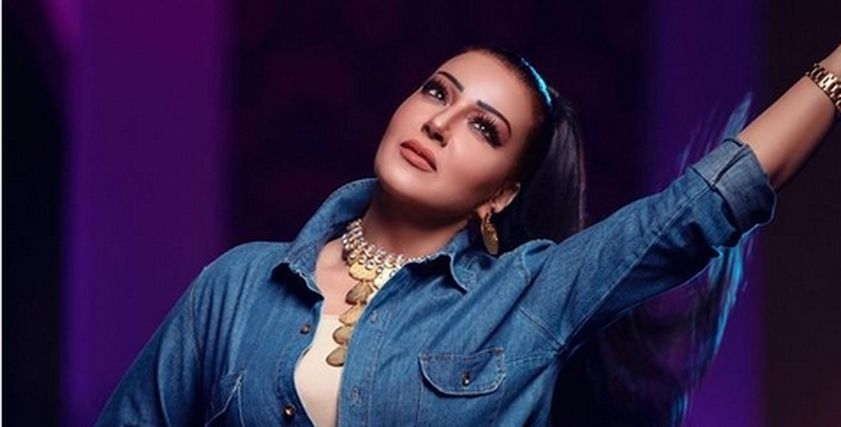 الفنانة سمية الخشاب