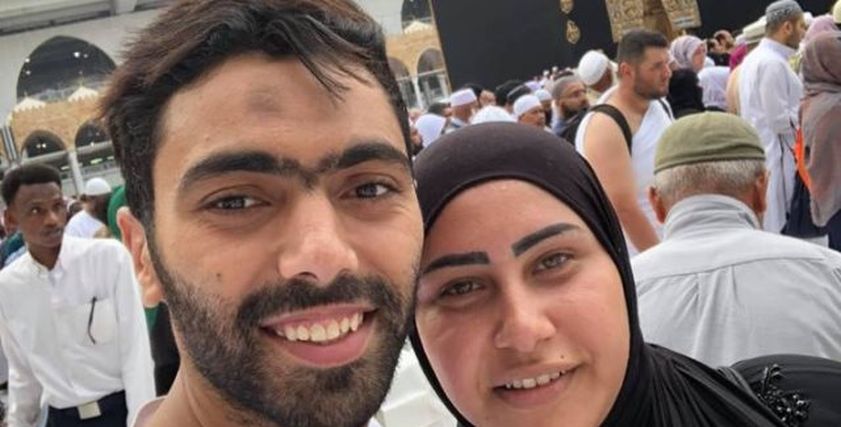 حسين الشحات يحتفل بعيد ميلاد زوجته