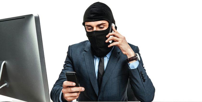 الابتزاز الالكتروني