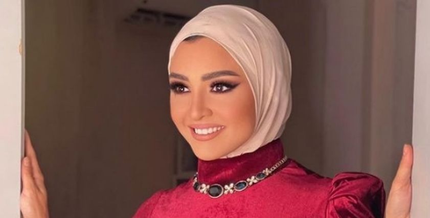 هلا رشدي