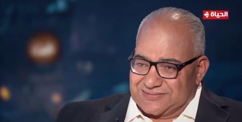 بيومي فؤاد في برنامج أنا والقناع