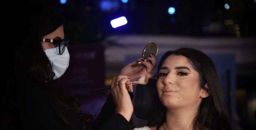 «لو فرحك قرب».. تعرفٍ على موضة فساتين زفاف ومكياج 2022