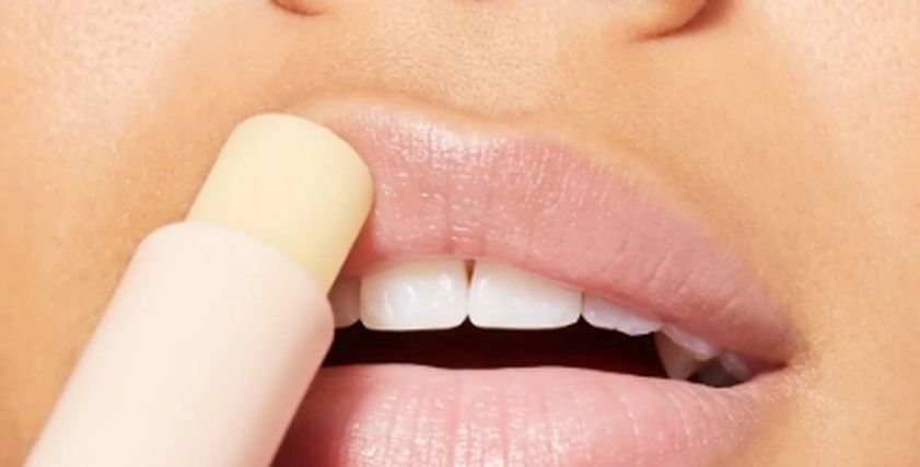 مرطب الشفاه المستعمل