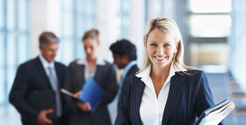 المرأة العاملة ذو طبيعة صلبة